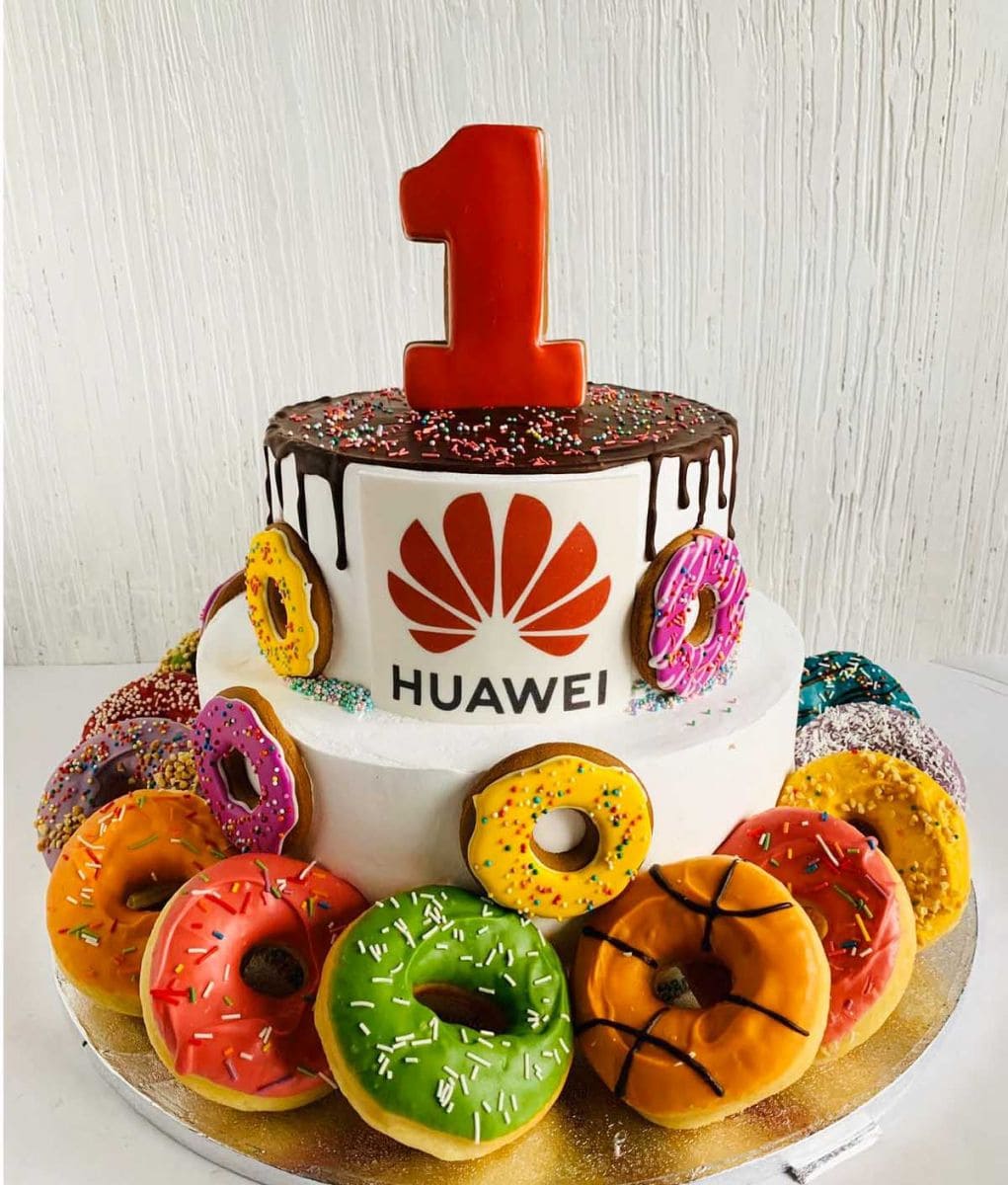 Торт с пончиками Huawei